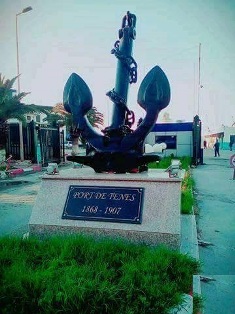 Ville de tenes - son port